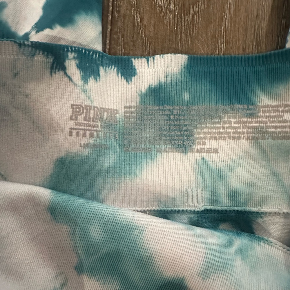 Victoria’s Secret PINK Stylish Teal and White Tie-Dye Leggings - Picture 10 of 12
